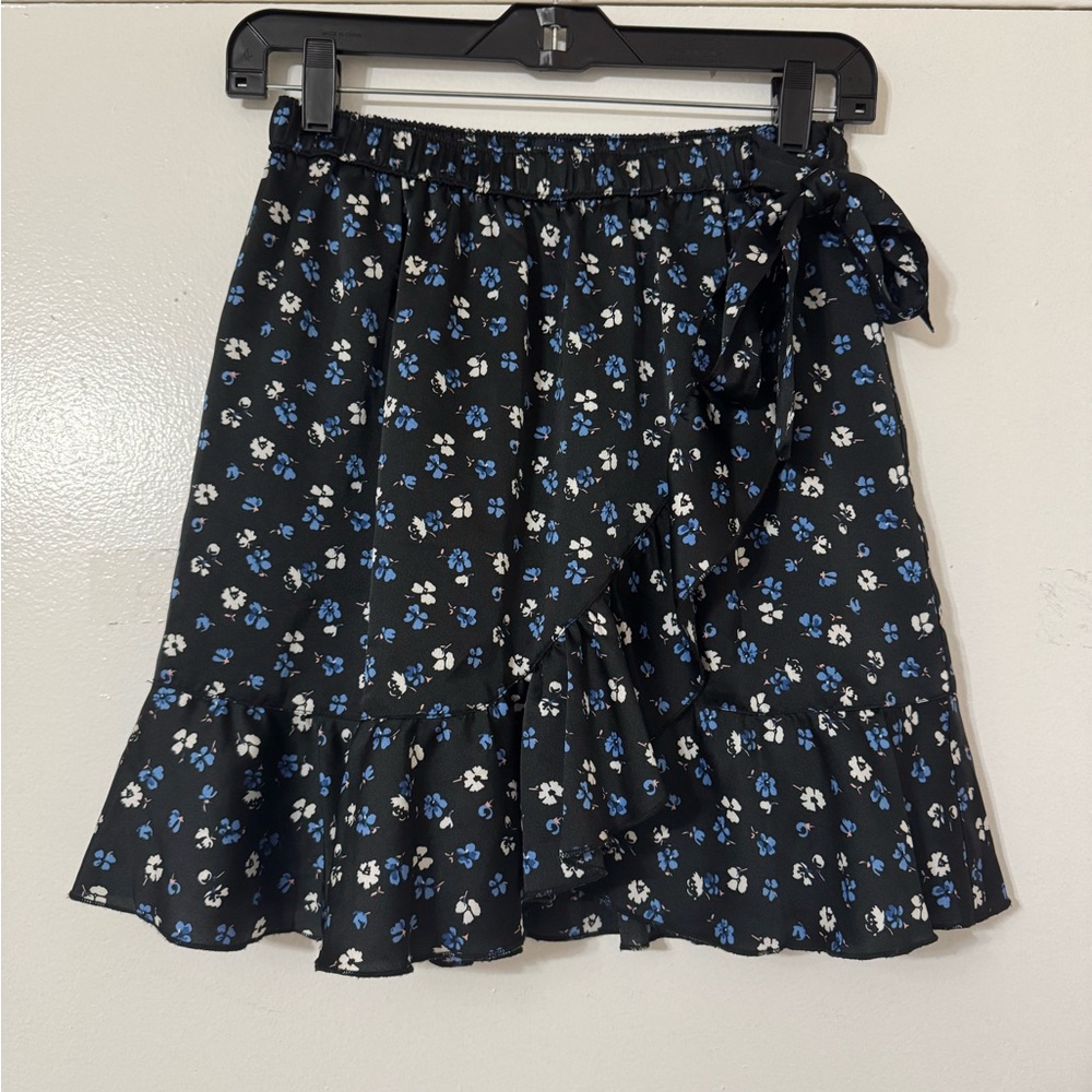 Abercrombie & Fitch Black Ruffled Mini Skirt